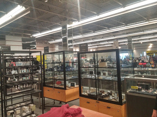 Department Store «Saks OFF 5TH», reviews and photos, 3943 I-35, San Marcos, TX 78666, USA