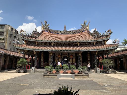 Dalongdong Baoan Temple