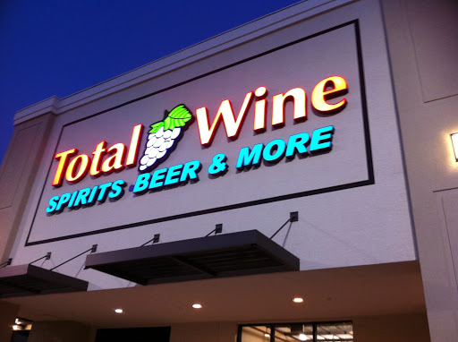 Wine Store «Total Wine & More», reviews and photos, 13711 S Tamiami Trail, Fort Myers, FL 33912, USA