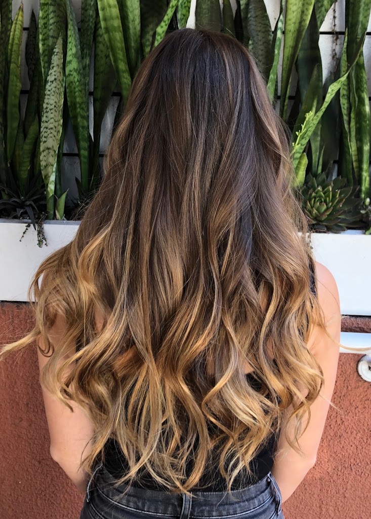 Simpatico Salon 92651