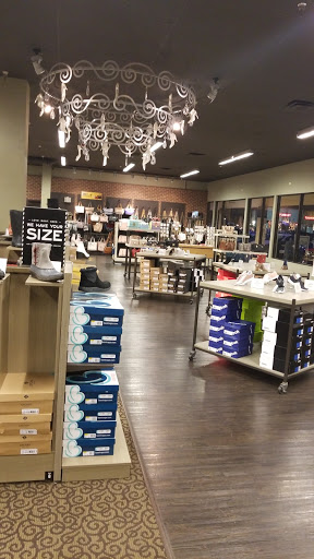 Shoe Store «DSW Designer Shoe Warehouse», reviews and photos, 17158 Redmond Way, Redmond, WA 98052, USA