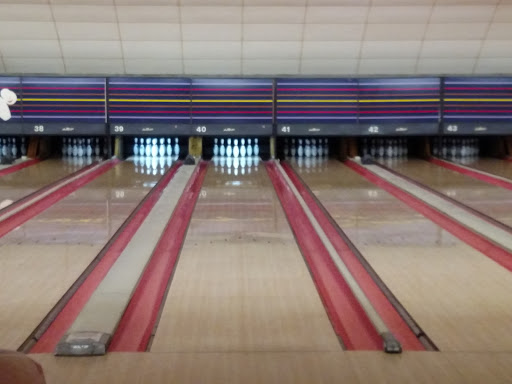 Bowling Alley «Rebman Recreation Inc», reviews and photos, 5300 Oberlin Ave, Lorain, OH 44053, USA