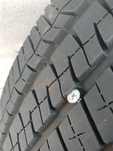 Tire Shop «Firestone Complete Auto Care», reviews and photos, 920 Rivergate Pkwy, Goodlettsville, TN 37072, USA