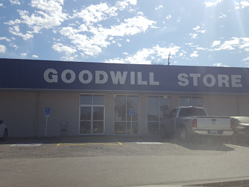 Thrift Store «Goodwill», reviews and photos, 1640 E Broadway Ave, Gladewater, TX 75647, USA