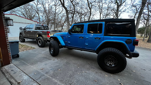 Car Dealer «Chrysler Jeep Dodge City of McKinney», reviews and photos, 700 S Central Expy, McKinney, TX 75070, USA