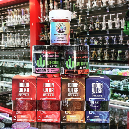 Tobacco Shop «Pine-Apple Xpress Smoke Shop Vape Shop, & Hookahs Sugar Land», reviews and photos, 10701 W Bellfort Ave b182, Houston, TX 77099, USA