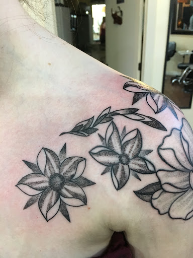 Tattoo Shop «Dark Horse Tattoo», reviews and photos, 1305 Stewart St, Seattle, WA 98109, USA