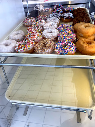 Donut Shop «Jelly Donut», reviews and photos, 8111 Van Nuys Blvd # 101, Van Nuys, CA 91402, USA