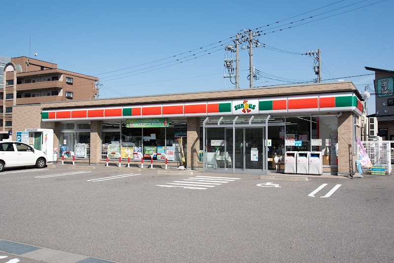 ファミリーマート 石川県庁前店
