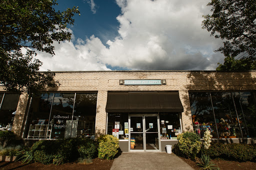 Pet Supply Store «Sellwood Pet Supply», reviews and photos, 8334 SE 17th Ave, Portland, OR 97202, USA