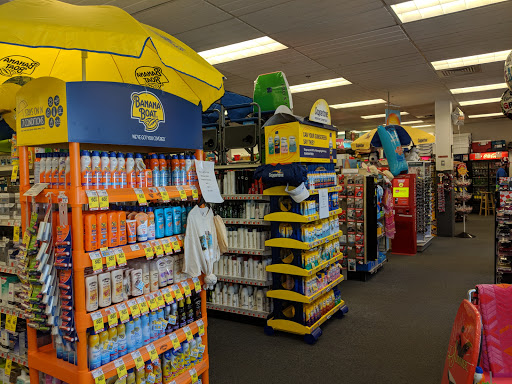 CVS, 233 E Main St, Manasquan, NJ 08736, USA, 