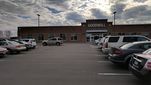 Thrift Store «Goodwill - Apple Valley», reviews and photos