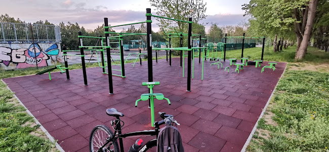 Értékelések erről a helyről: Street workout pálya - Sportcsarnok mögött, Zalaegerszeg - Edzőterem