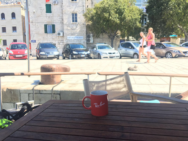 OPTIKA NJEGO - Makarska