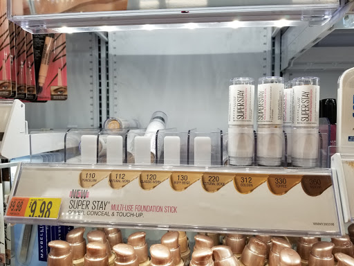 Shopping Mall «Anaheim Plaza», reviews and photos, 510 N Euclid St, Anaheim, CA 92801, USA