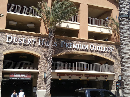 Shopping Mall «Desert Hills Premium Outlets», reviews and photos, 48400 Seminole Dr, Cabazon, CA 92230, USA