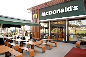 McDonald's Borgomanero Drive image