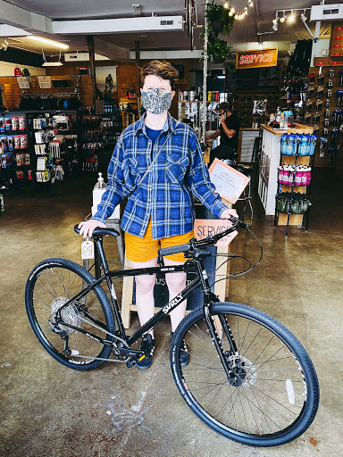 Bicycle Store «Paradise Garage», reviews and photos, 921 N High St, Columbus, OH 43201, USA