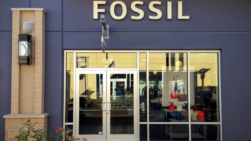 Fossil Outlet Store, 18521 Outlet Blvd #725, Chesterfield, MO 63005, USA, 