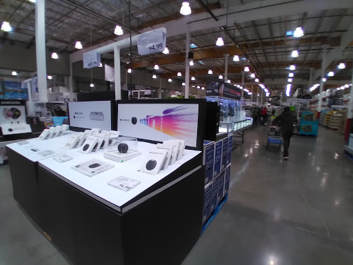 Warehouse store «Costco Wholesale», reviews and photos, 2828 Chad Dr, Eugene, OR 97408, USA