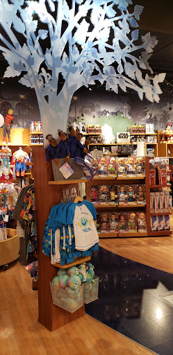 Toy Store «Disney Store», reviews and photos, 350 W Hillcrest Dr, Thousand Oaks, CA 91360, USA