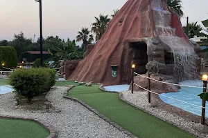 Fantasy Mini Golf image