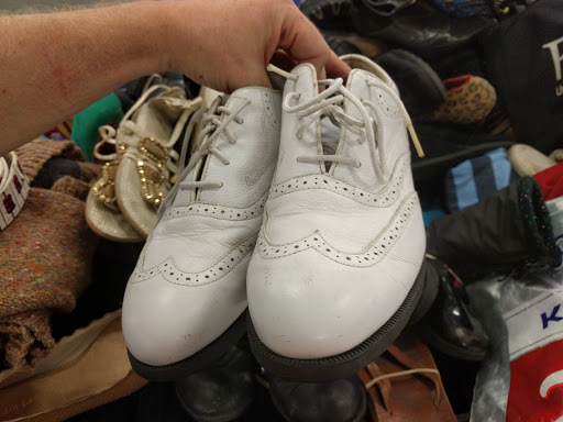 Thrift Store «Goodwill Industries Outlet Store & Donation Center», reviews and photos, 47-47 Van Dam St, Queens, NY 11101, USA