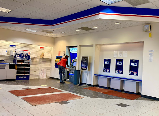 Post Office «United States Postal Service», reviews and photos, 1400 Patriot Blvd, Glenview, IL 60026, USA