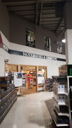 Micro Center image