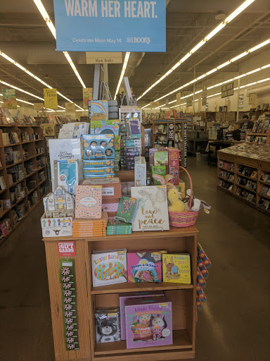 Book Store «Half Price Books», reviews and photos, 3310 Pentagon Blvd, Dayton, OH 45431, USA