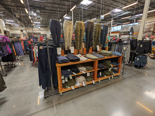 Camping Store «REI», reviews and photos, 6281 W 135th St, Overland Park, KS 66223, USA