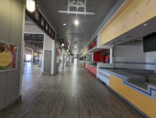 Outlet Mall «Ohio Station Outlets», reviews and photos, 9911 Avon Lake Rd, Burbank, OH 44214, USA