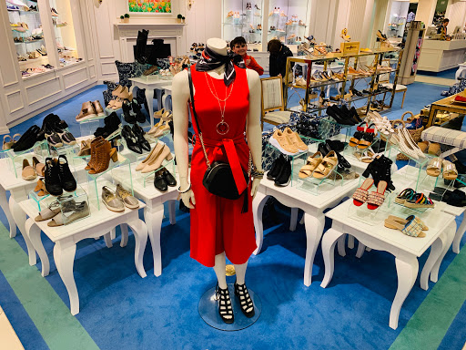 Department Store «Von Maur», reviews and photos, 10010 California St, Omaha, NE 68114, USA