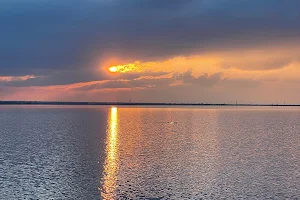 Lake Hefner image