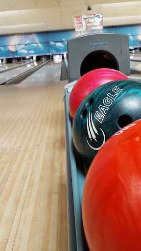 Bowling Alley «Tinley Park Bowling Lanes Inc», reviews and photos, 7601 183rd St, Tinley Park, IL 60477, USA