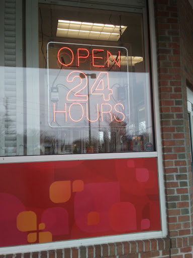 CVS, 305 Main St, Holbrook, NY 11741, USA, 