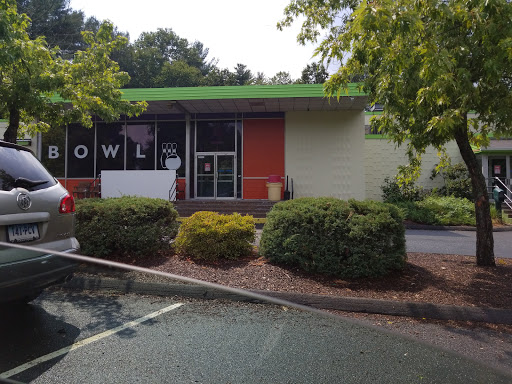 Bowling Alley «Blue Fox Rock n Bowl», reviews and photos, 1603 Hopmeadow St, Simsbury, CT 06070, USA