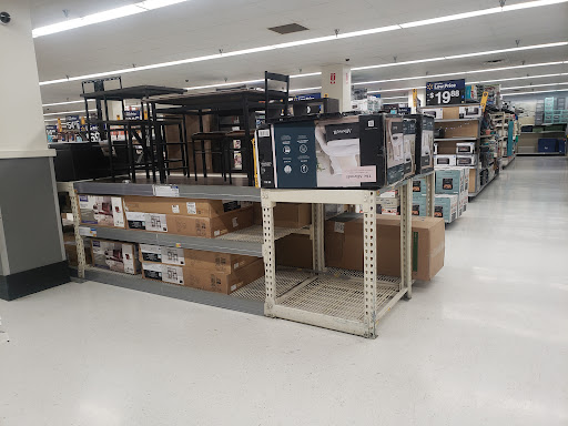 Discount Store «Walmart», reviews and photos, 1400 Hilltop Mall Rd, Richmond, CA 94806, USA