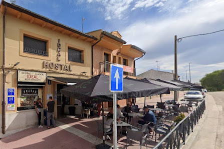 Hostal Ideal Ctra. Vieja de Soria, 5, 47320 Tudela de Duero, Valladolid, España