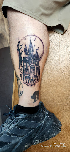 Explore tattoo ideas for fathers, creative tattoo ideas in Bradenton, available at Memory Lane Tattoo Co.