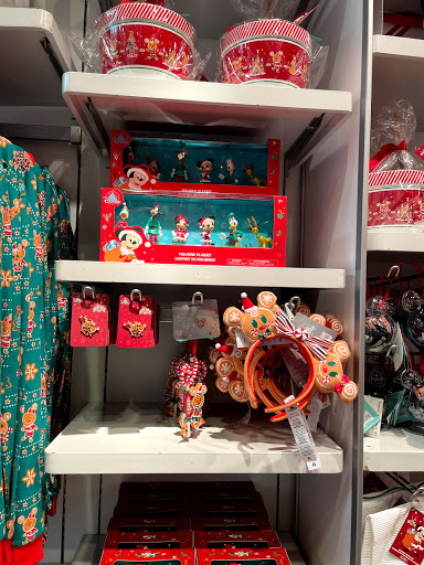 Toy Store «Disney Store», reviews and photos, 564 Great Northern Shop Center, North Olmsted, OH 44070, USA