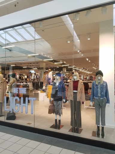 Clothing Store «Forever 21», reviews and photos, 4502 S Steele St #426B, Tacoma, WA 98409, USA