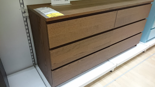 Stores to buy custom-made chests of drawers Tokyo