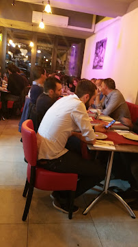 Atmosphère du Restaurant italien Mani in Pasta à Saint-Laurent-du-Var - n°17