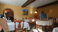 Atmosphère du Restaurant LA VIEILLE AUBERGE à Saulieu - n°6