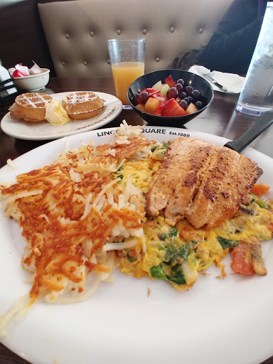 Brunch on Sundays in Indianapolis