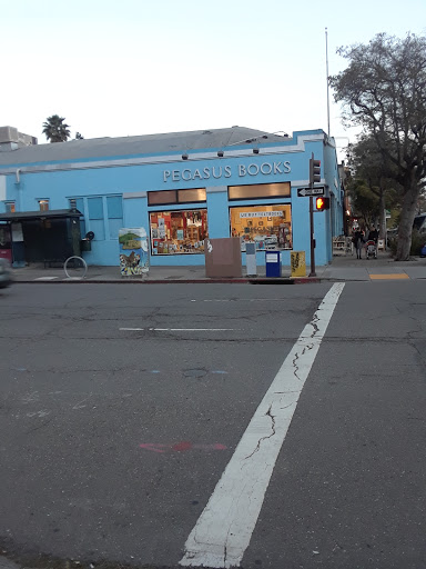 Book Store «Pegasus Books Downtown», reviews and photos, 2349 Shattuck Ave, Berkeley, CA 94704, USA