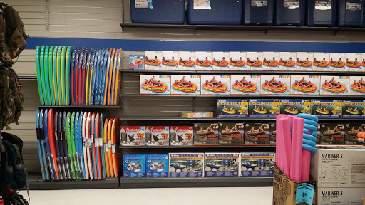 Sporting Goods Store «Big 5 Sporting Goods - Yuba City», reviews and photos, 1252 Colusa Ave, Yuba City, CA 95991, USA