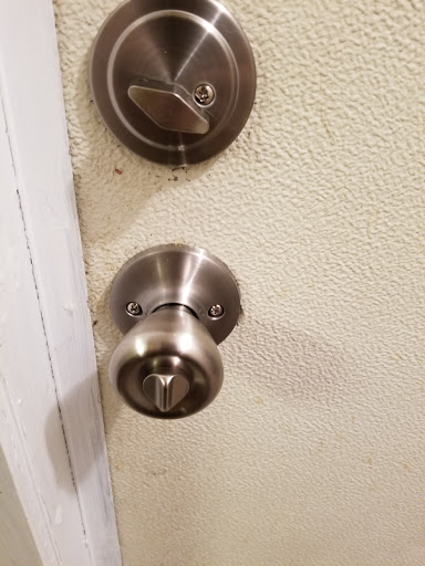 Locksmith «A Square Deal Locksmith», reviews and photos, 1421 Commercial Park Dr #3, Lakeland, FL 33801, USA