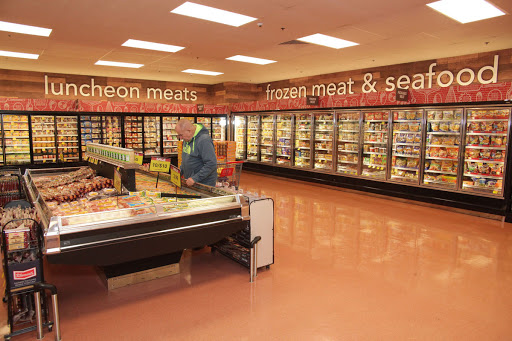 Grocery Store «Strack & VanTil Food Market», reviews and photos, 2168 W US Hwy 30, Valparaiso, IN 46385, USA